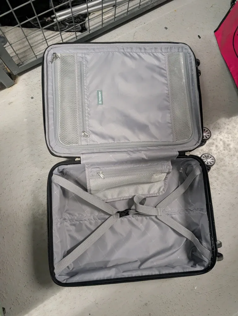 Travelpro Carry-On Expandable Spinner - Grey image indicator(8)