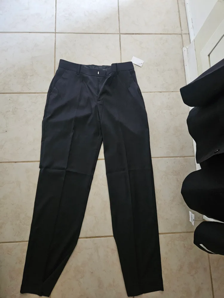 Calvin Klein Mens Small' 2-Piece Formal Suit & Pant Set 20 Long image indicator(8)