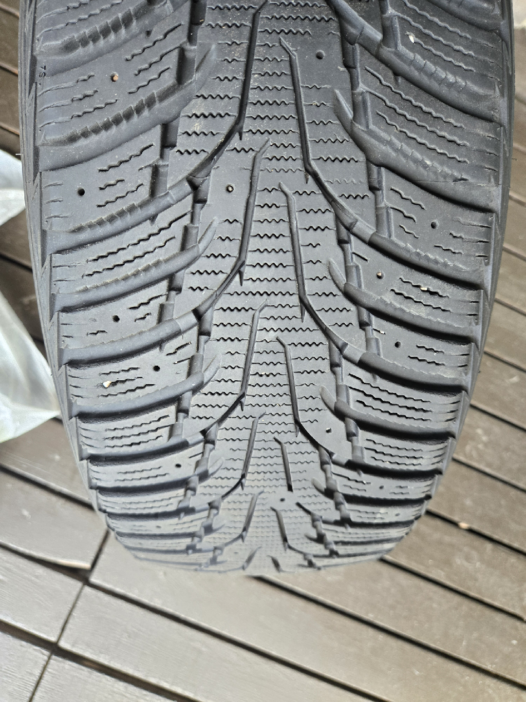 Nexen WinGuard Winter Tire 215/55R16