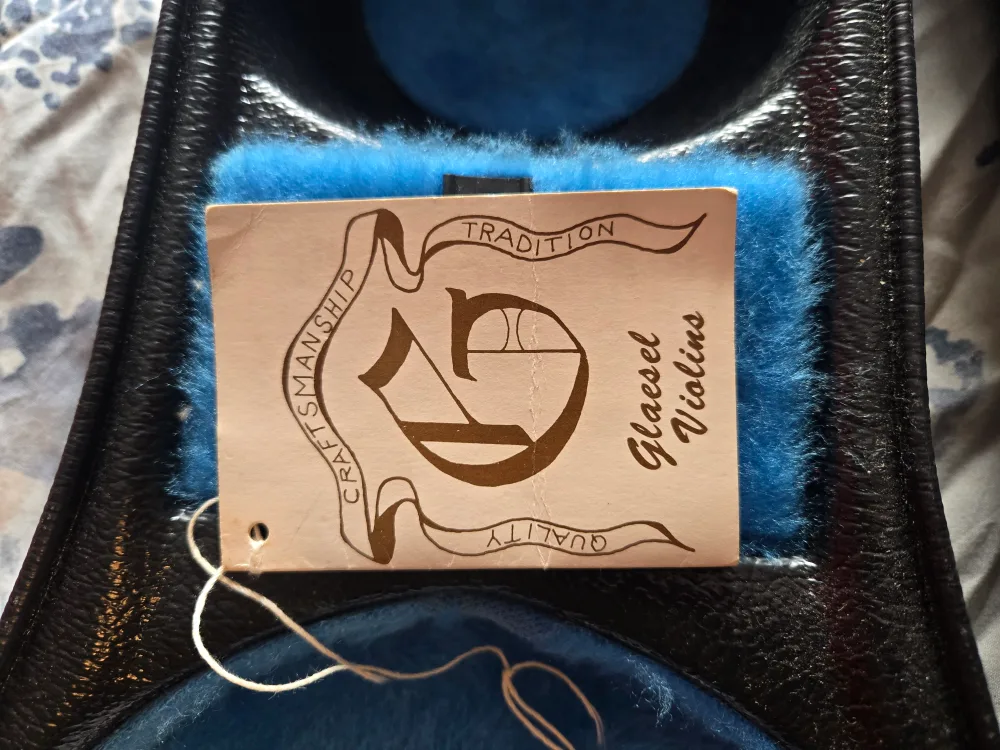 Glaesel Violin 4/4 with Case image indicator(5)