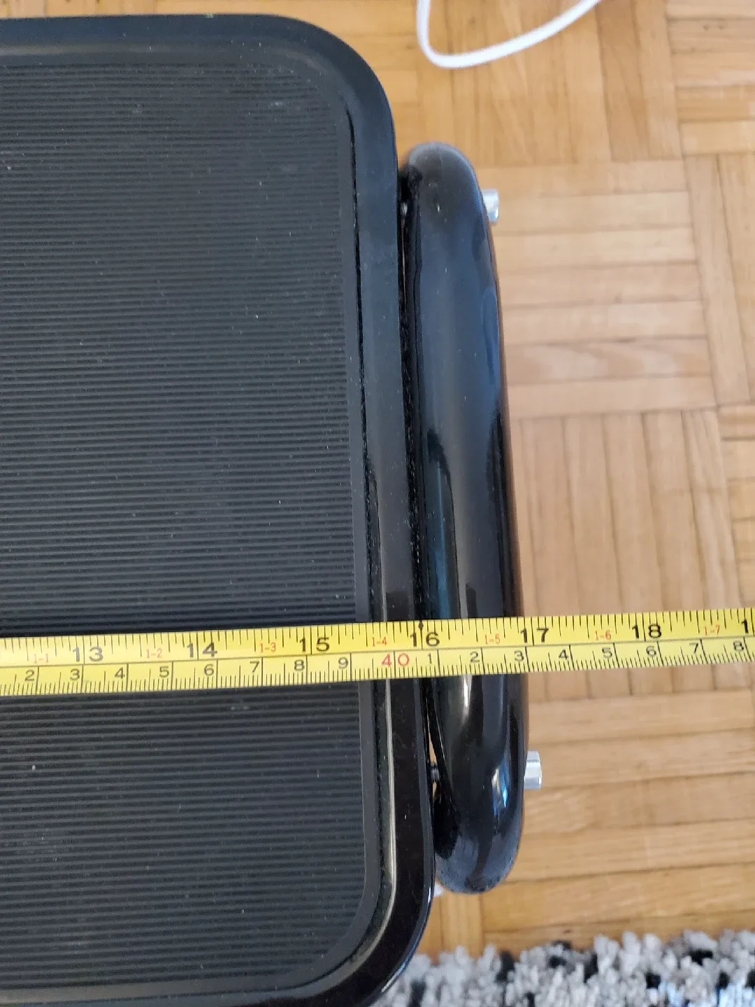 Black Step Stool with Handle image indicator(6)