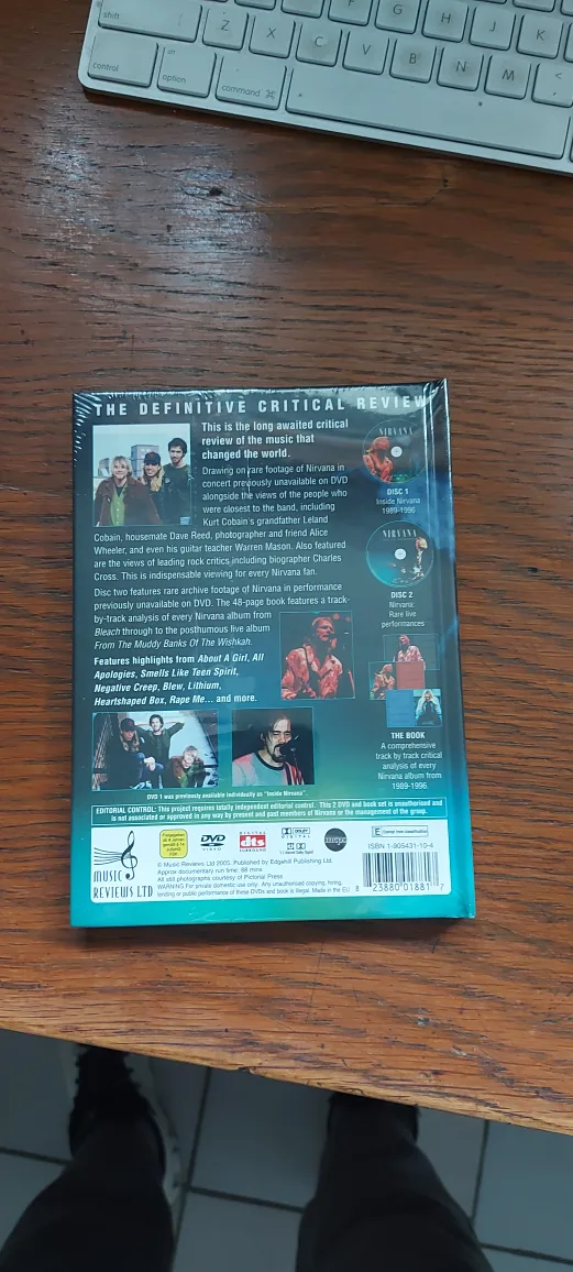 Nirvana 1989-1996 DVD & Book Set image indicator(2)