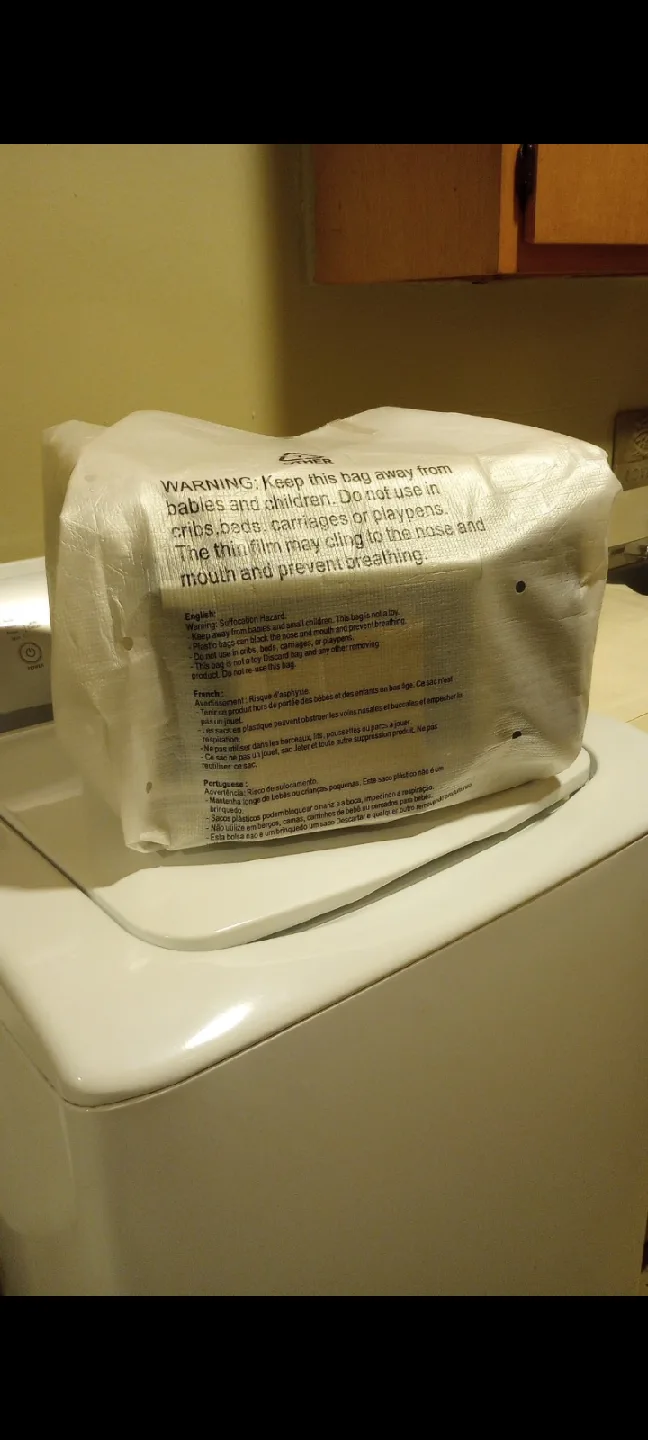 Air Fryer Toaster Oven White by Chefman brand! new!.. image indicator(6)