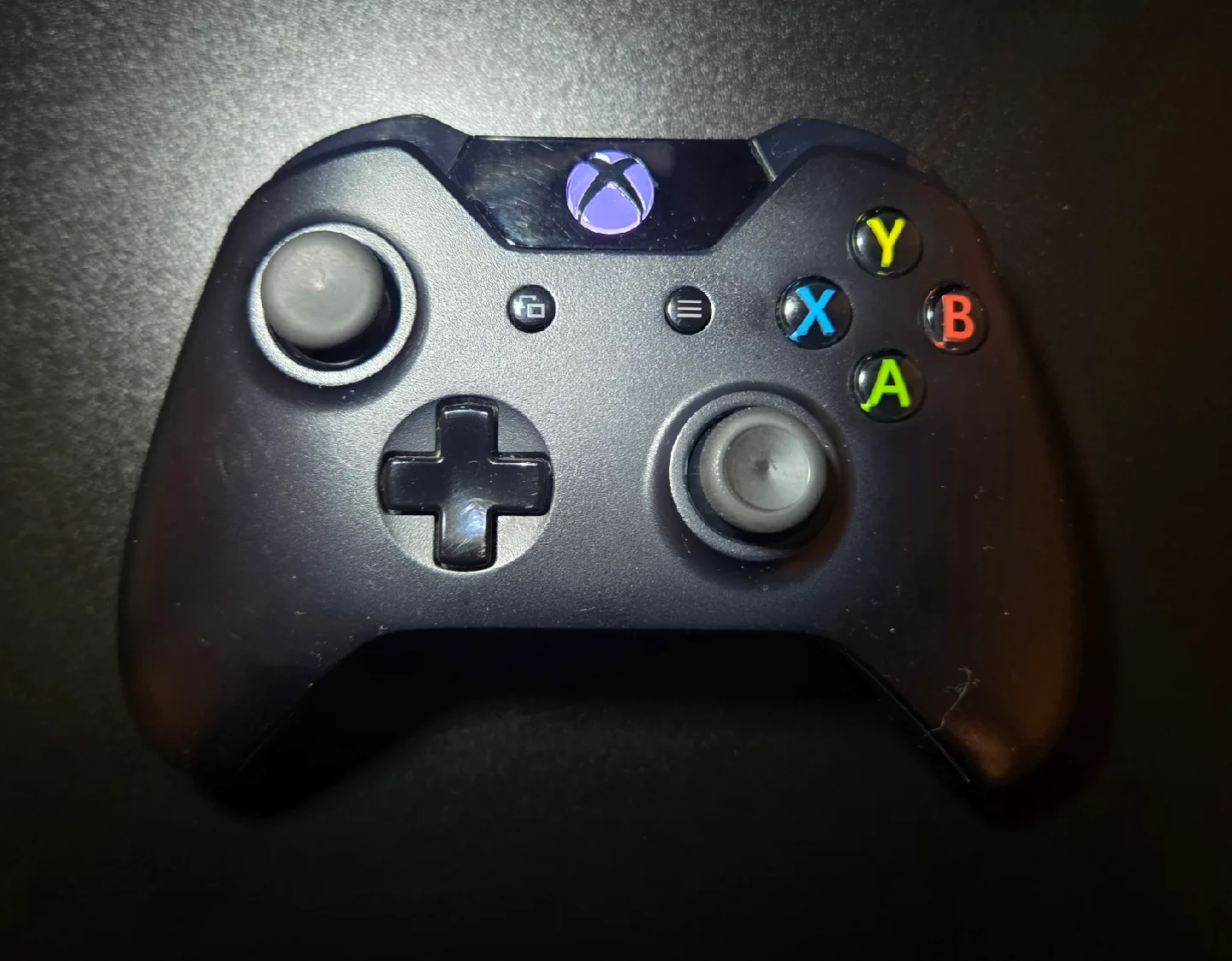 XBOX ONE S + RESIDENT EVIL BIOHAZARD / CLEAN + READY TO PLAY image indicator(4)