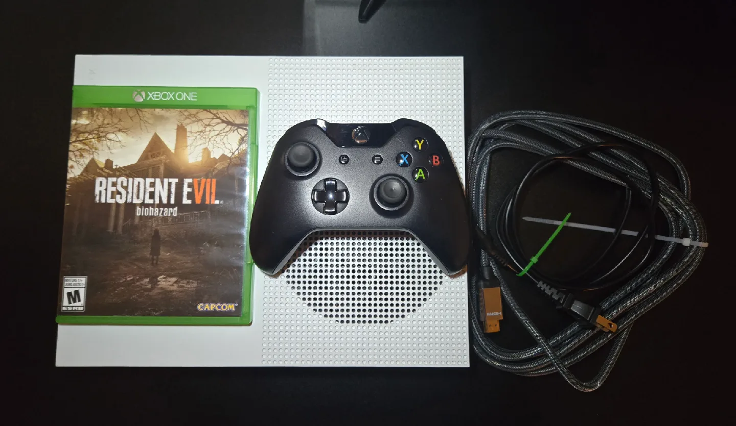 XBOX ONE S + RESIDENT EVIL BIOHAZARD / CLEAN + READY TO PLAY image indicator(6)