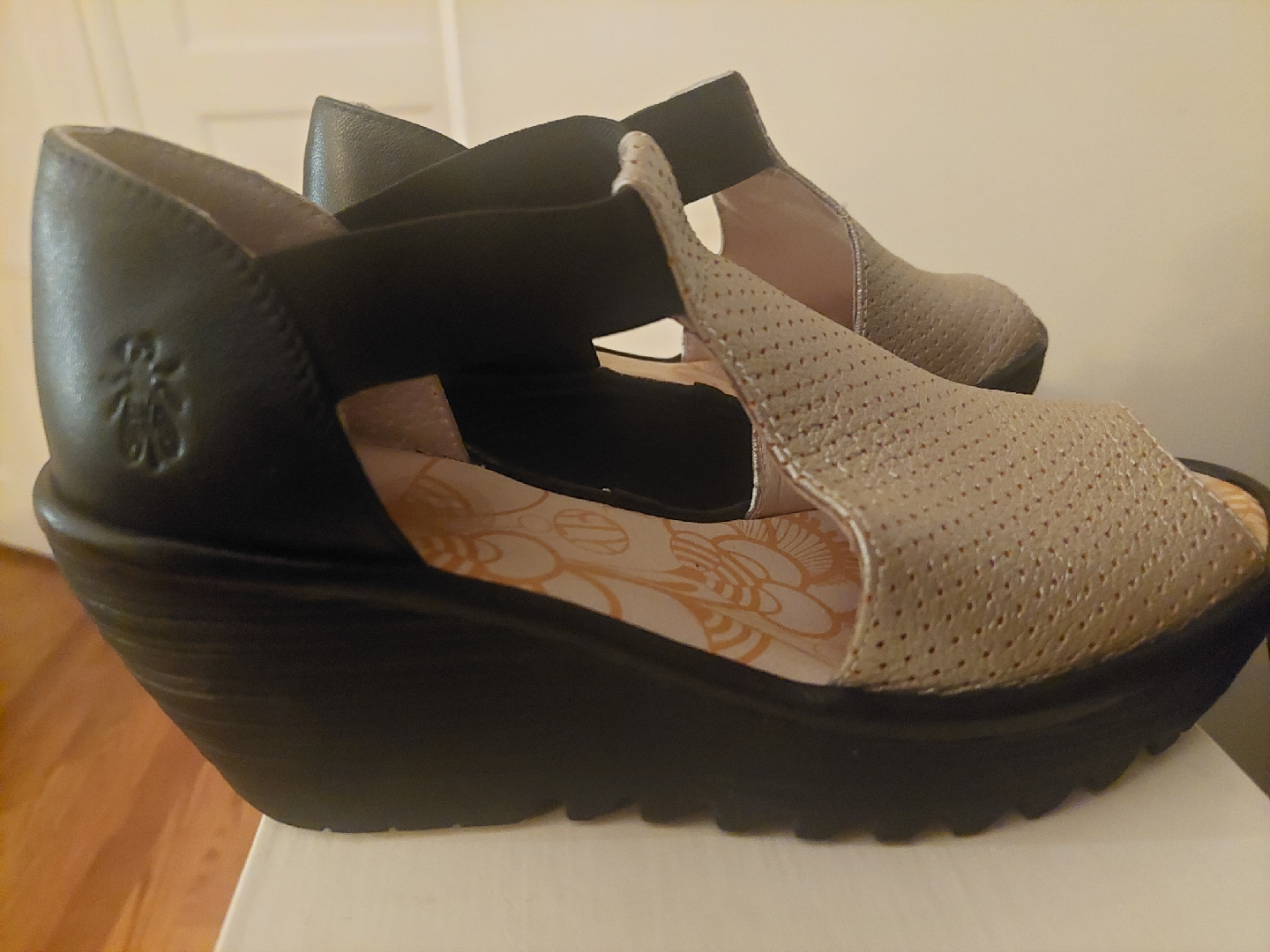 Fly London Wedge Sandals Size 9