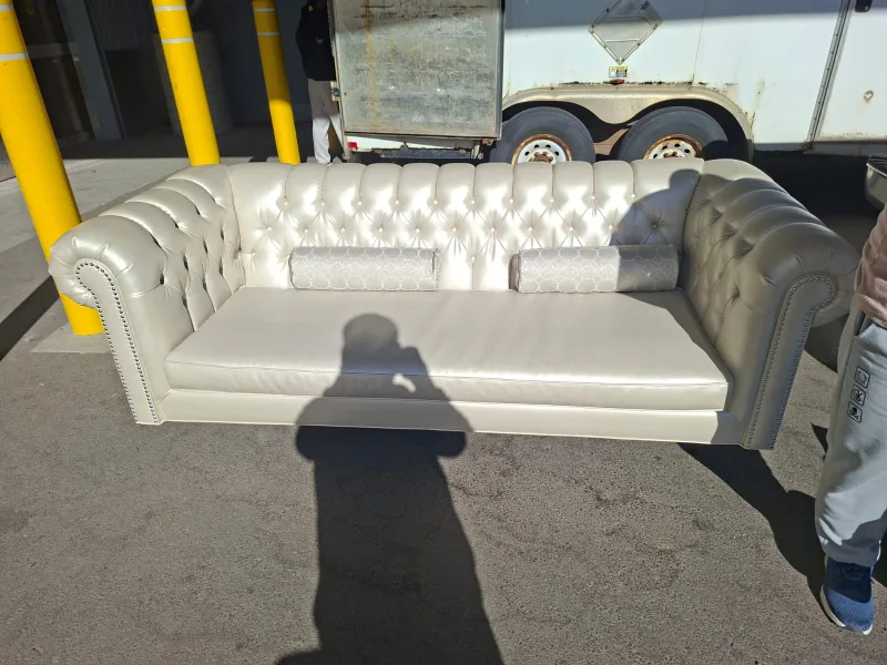 Elegant Chesterfield Style Sofa
