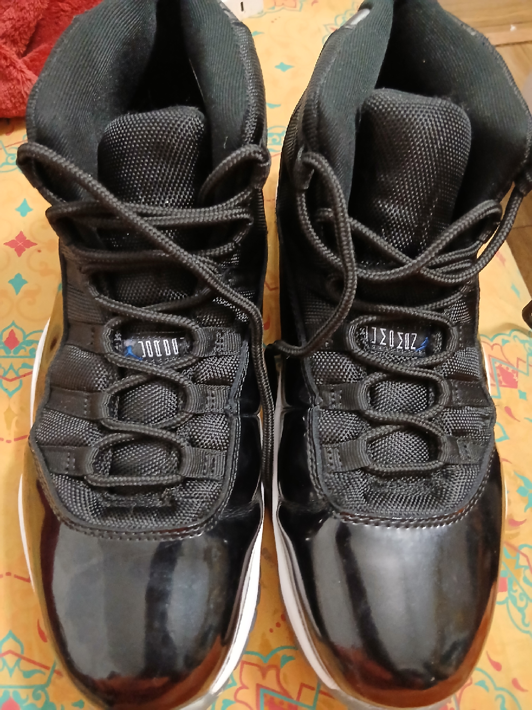 Air Jordan 11 Retro, Black/White, Size 12 - photo 2