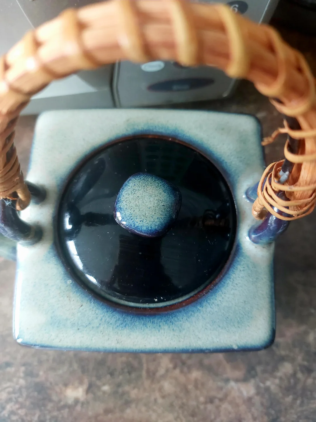 Ceramic Blue Teapot with Wicker Handle🥕 image indicator(3)