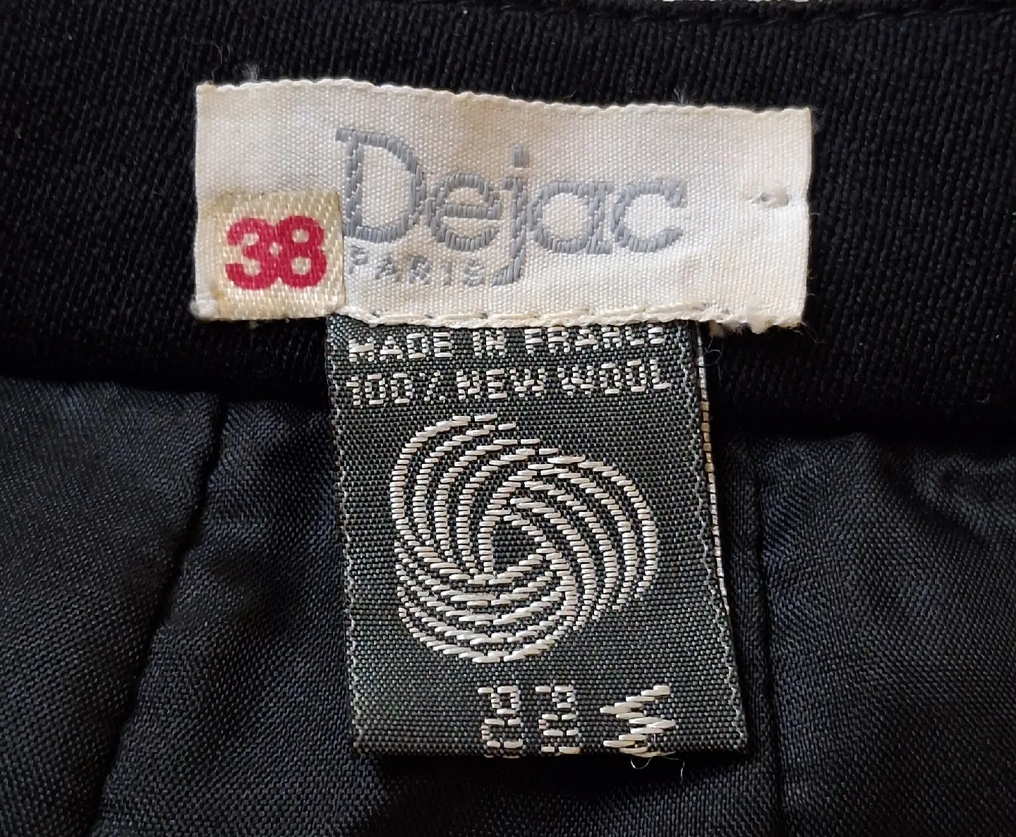 Dejac Paris Black Wool Blazer - Size 38 image indicator(8)