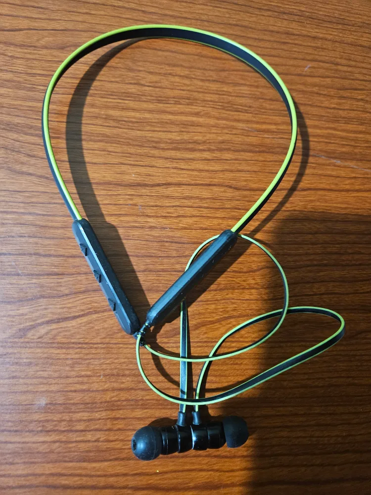 Wireless Neckband Headphones thumbnail