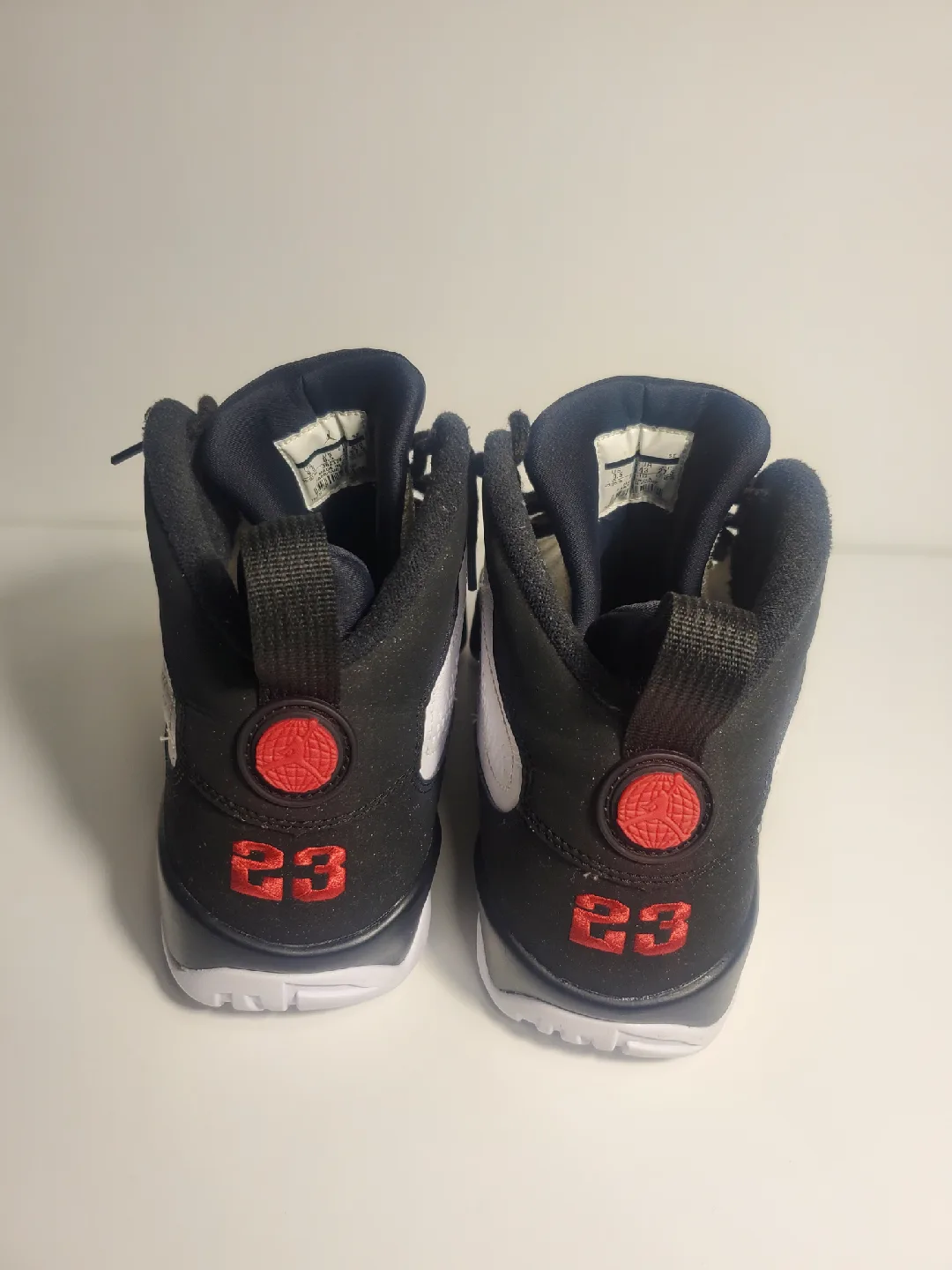 Men’s Jordan 9 Retro OG 302370-112 Size 9.5 image indicator(4)