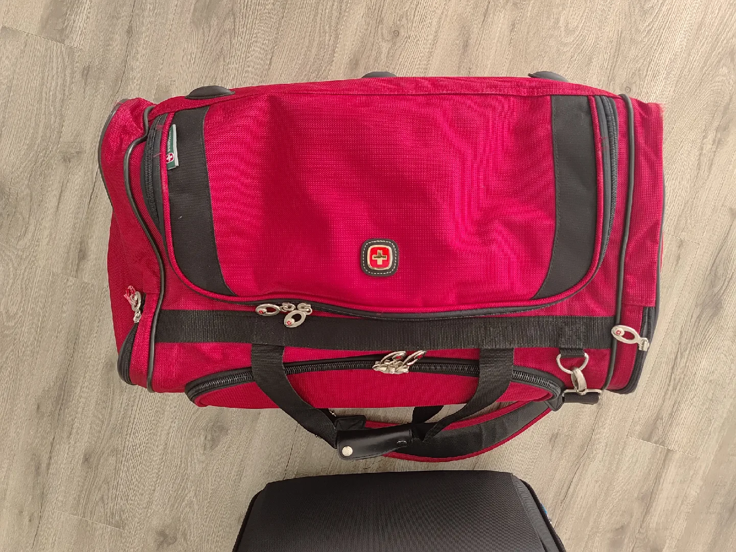 Swiss Gear bag image indicator(2)