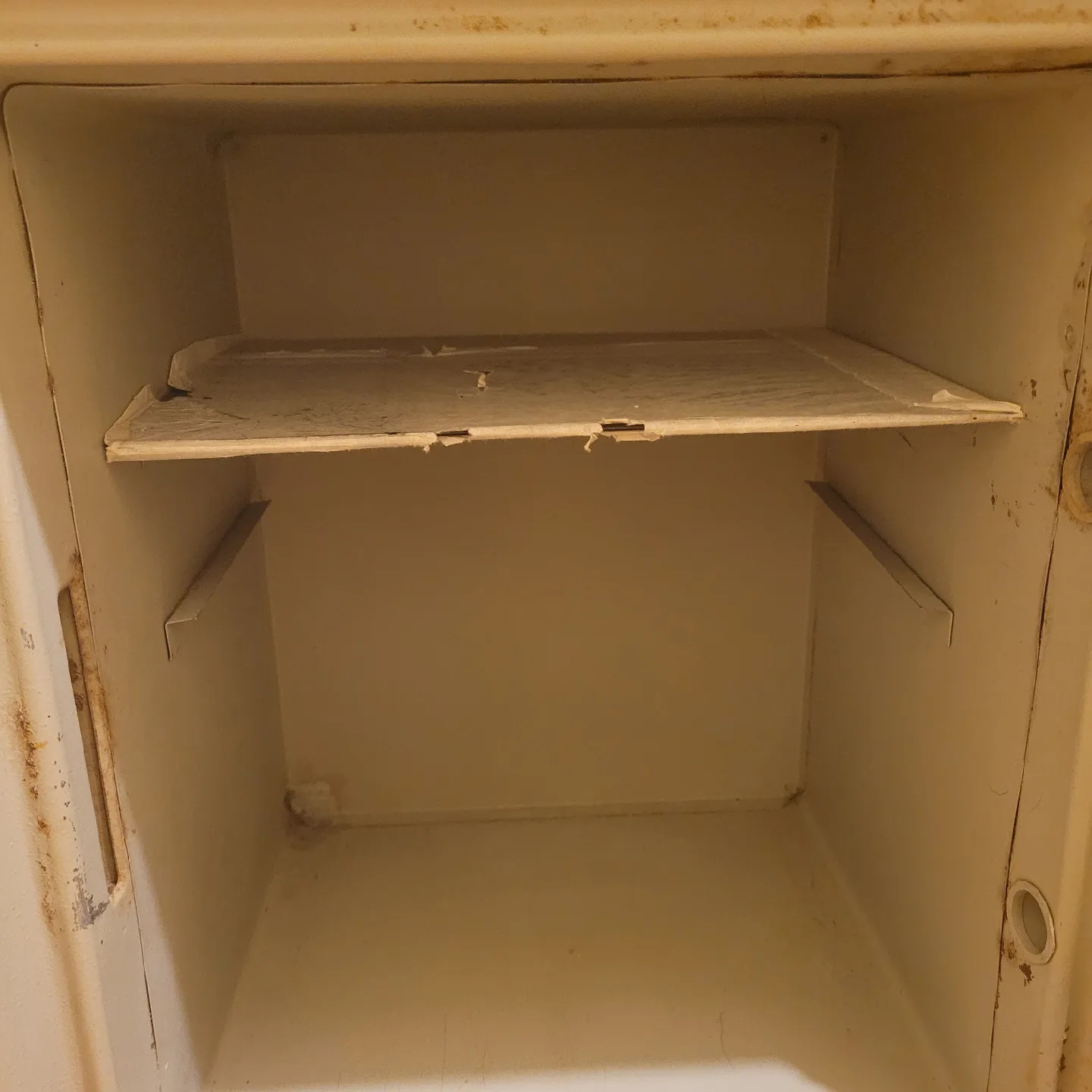 Sentry Valueguard Safe 1310 image indicator(4)