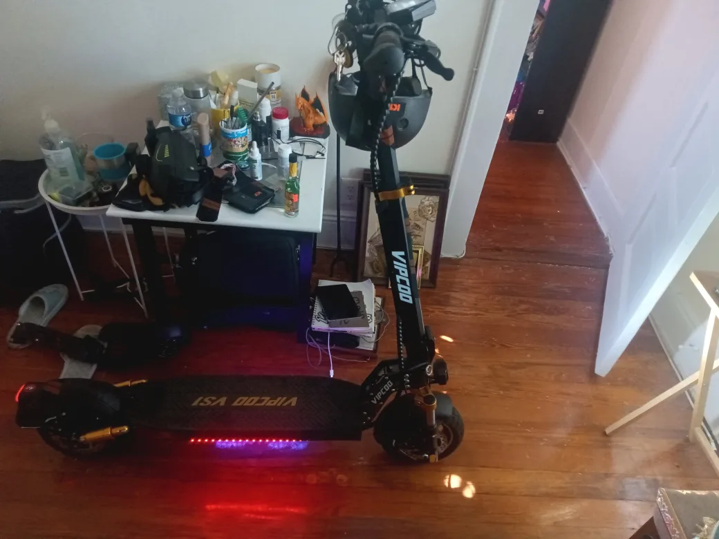 VIPCOO Foldable Electric Scooter image indicator(7)