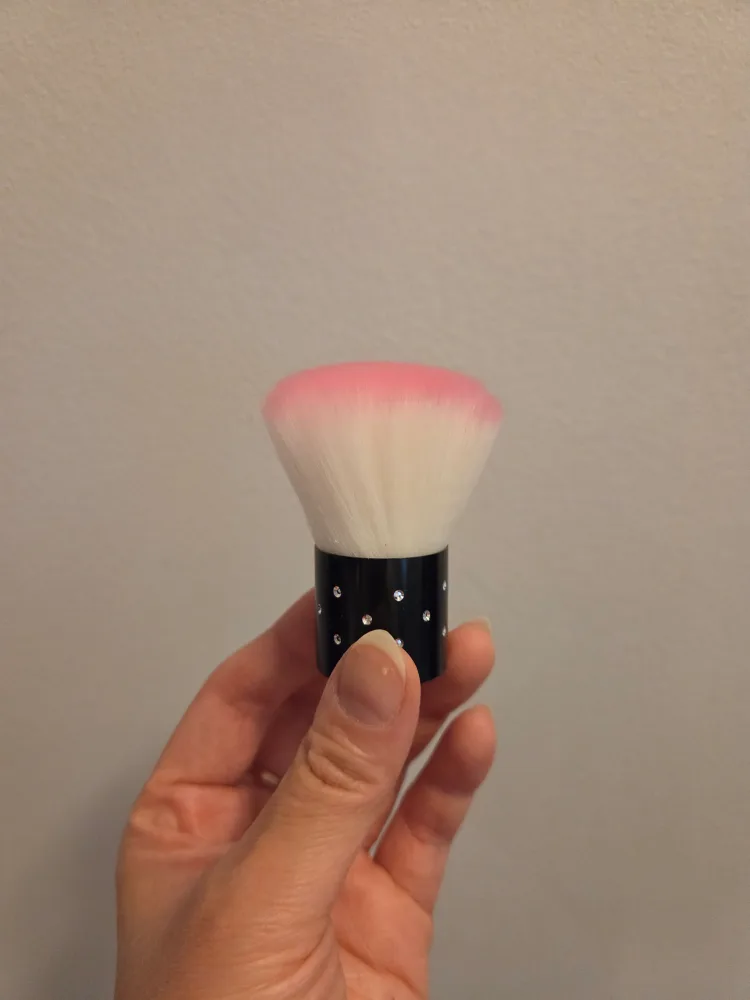 Pink Fluffy Makeup Brush