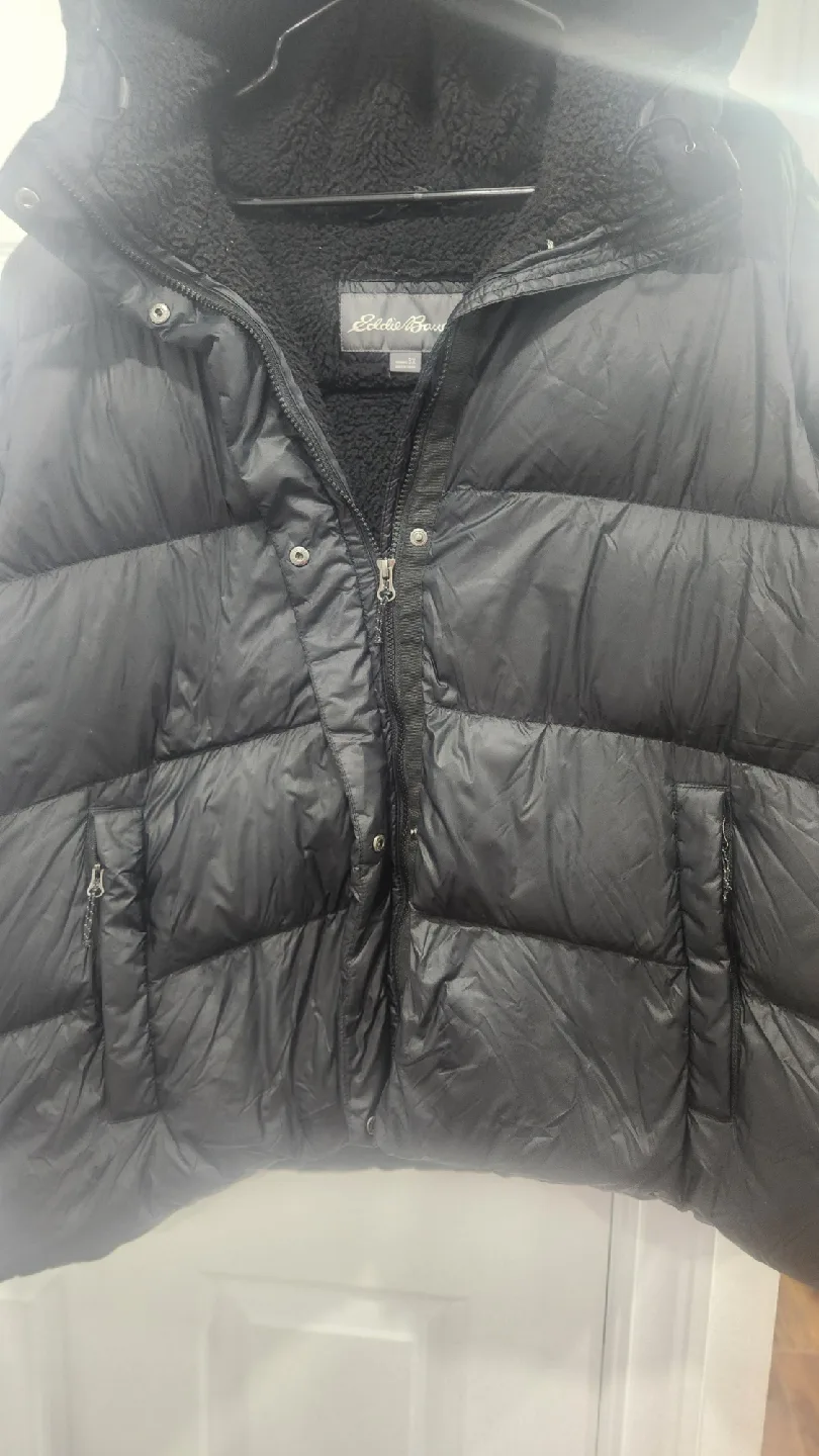 Eddie Bauer Black Puffer Jacket - Size 3X image indicator(3)