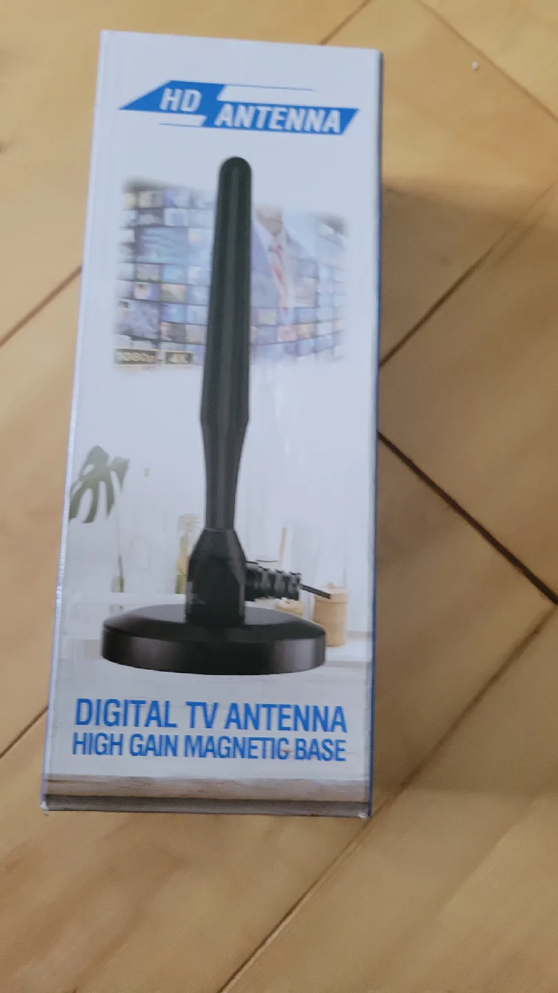 HD Digital TV Antenna with Magnetic Base thumbnail