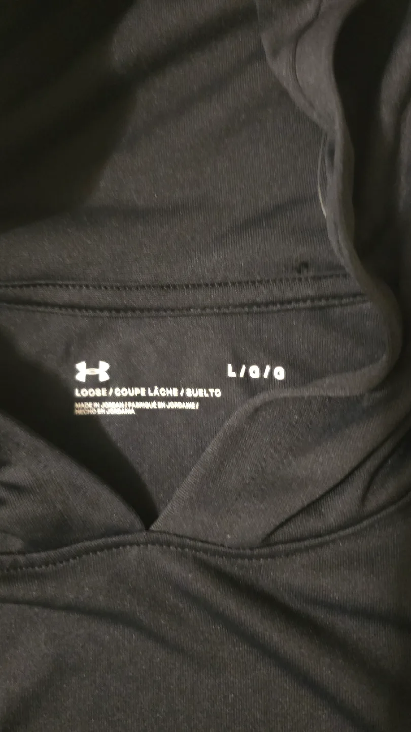 Under Armour Black Hoodie - Size L thumbnail