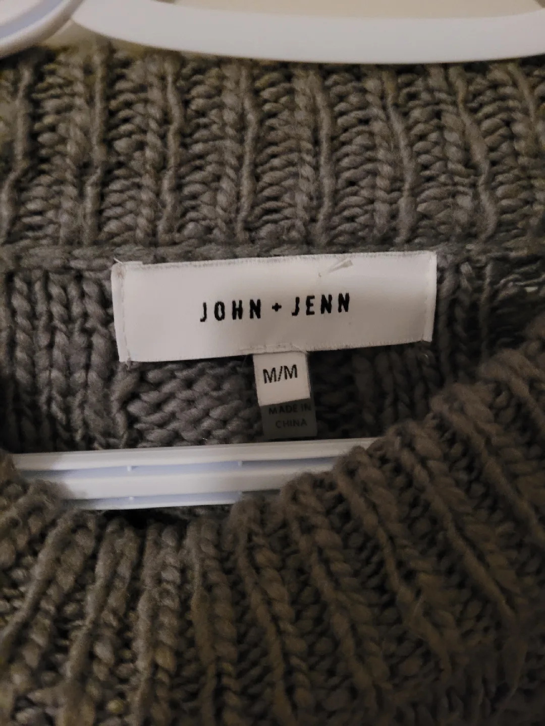 John + Jenn Sweater - Size M/M image indicator(2)