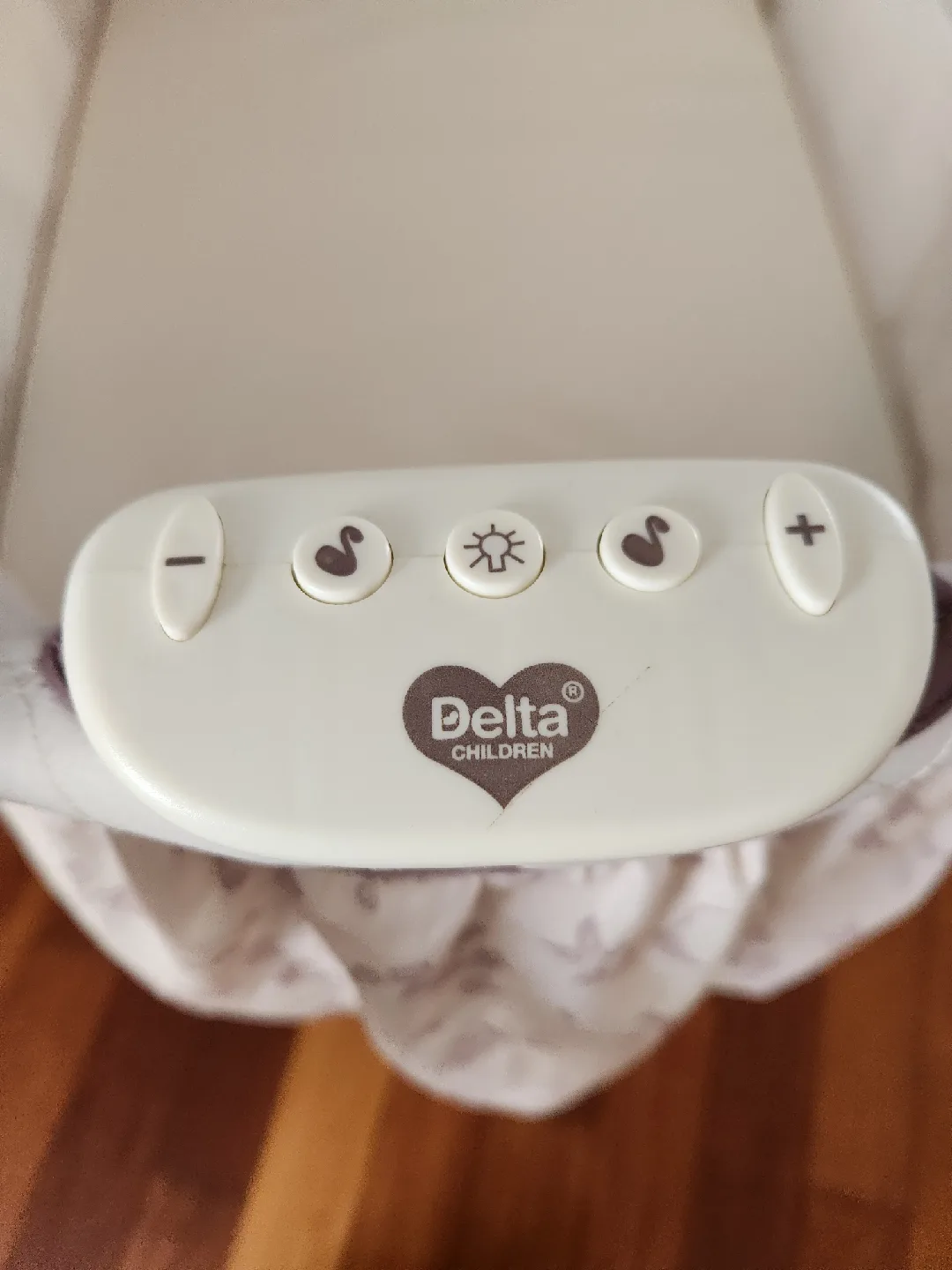 FREE Delta Baby Bassinet image indicator(2)