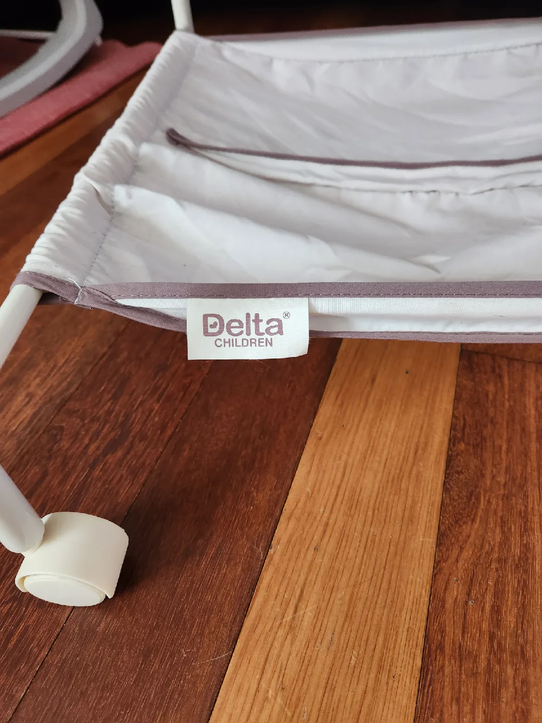FREE Delta Baby Bassinet image indicator(3)