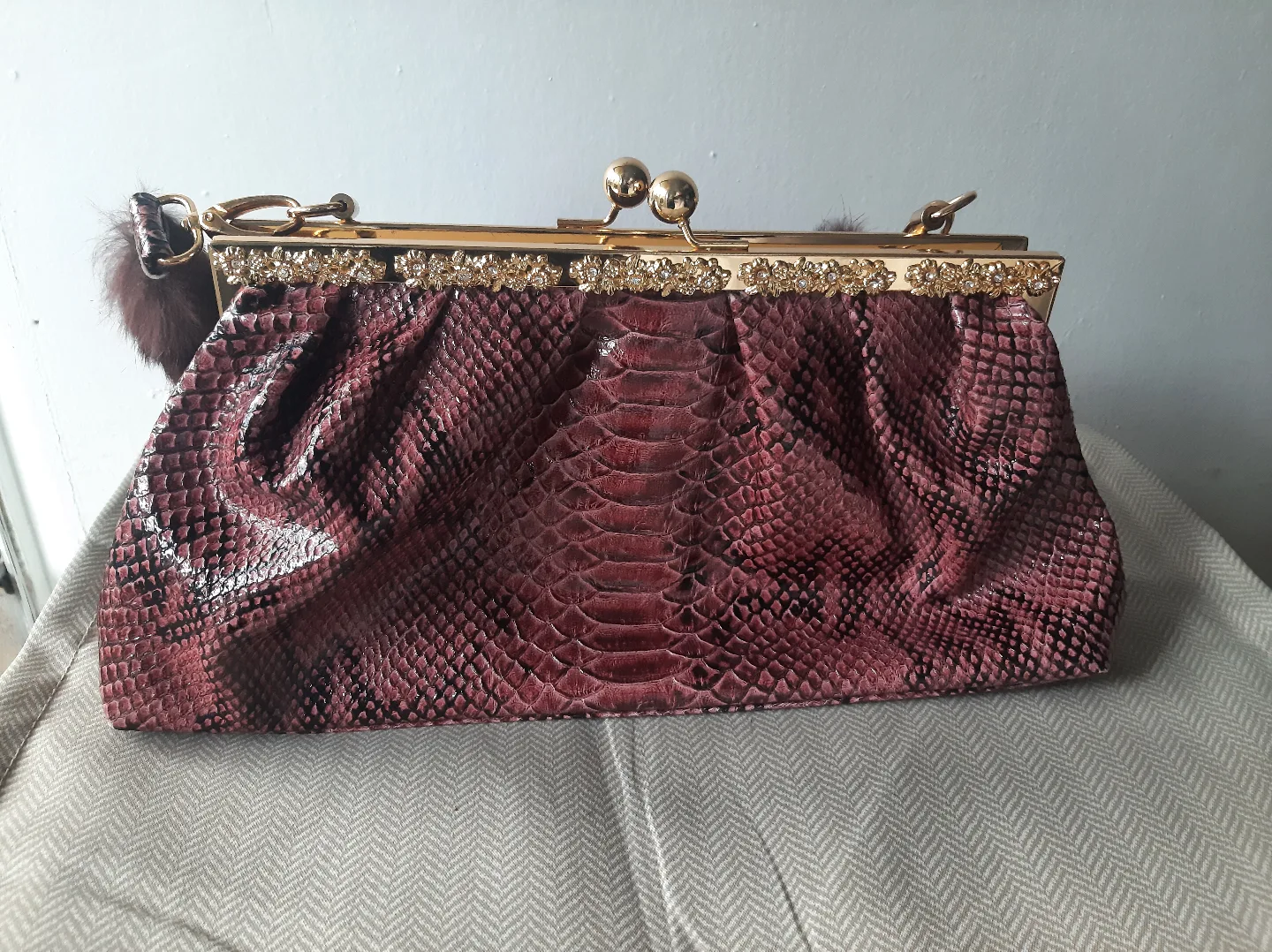Snakeskin & Fur Handbag image indicator(4)