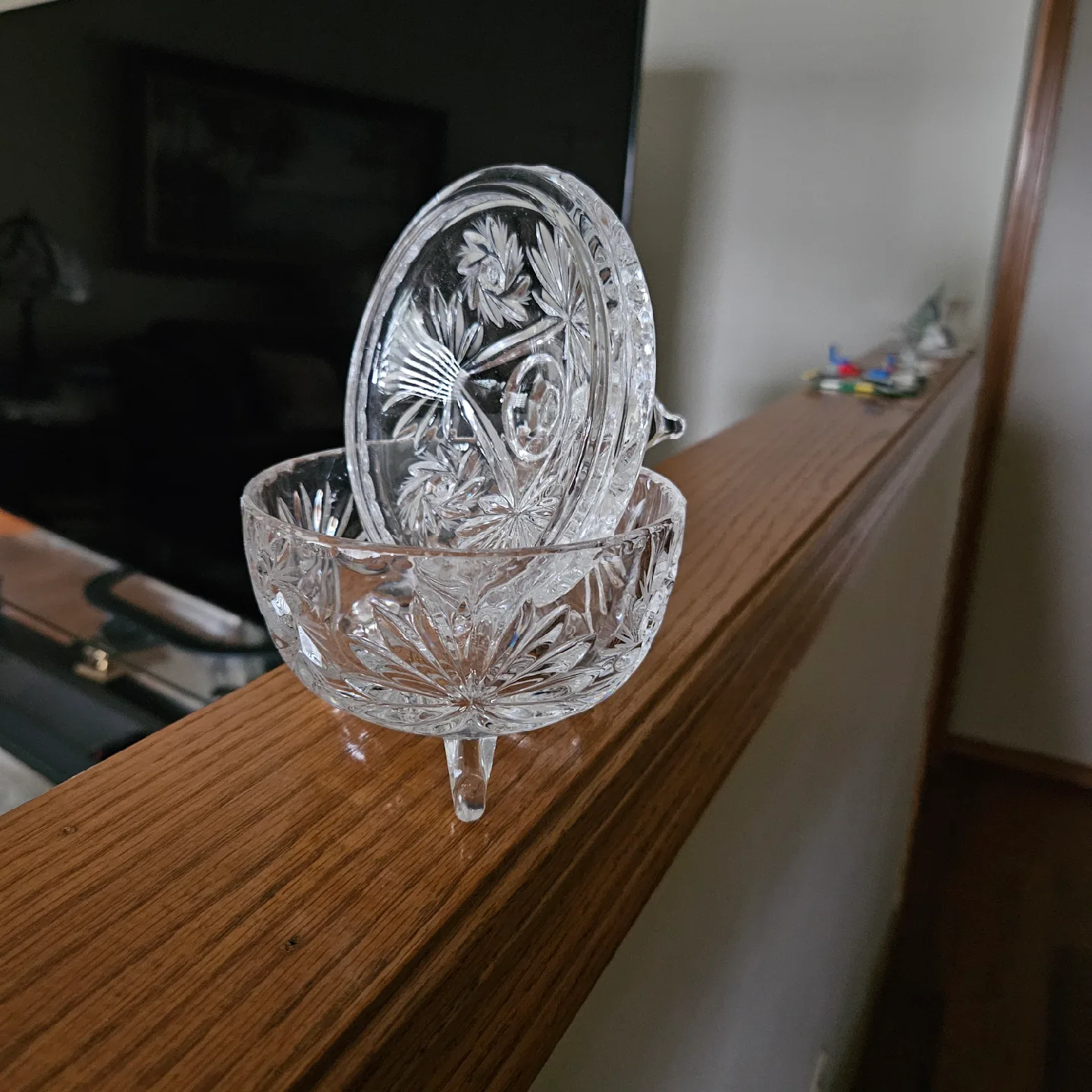 Pinwheel Crystal Candy Dish image indicator(2)