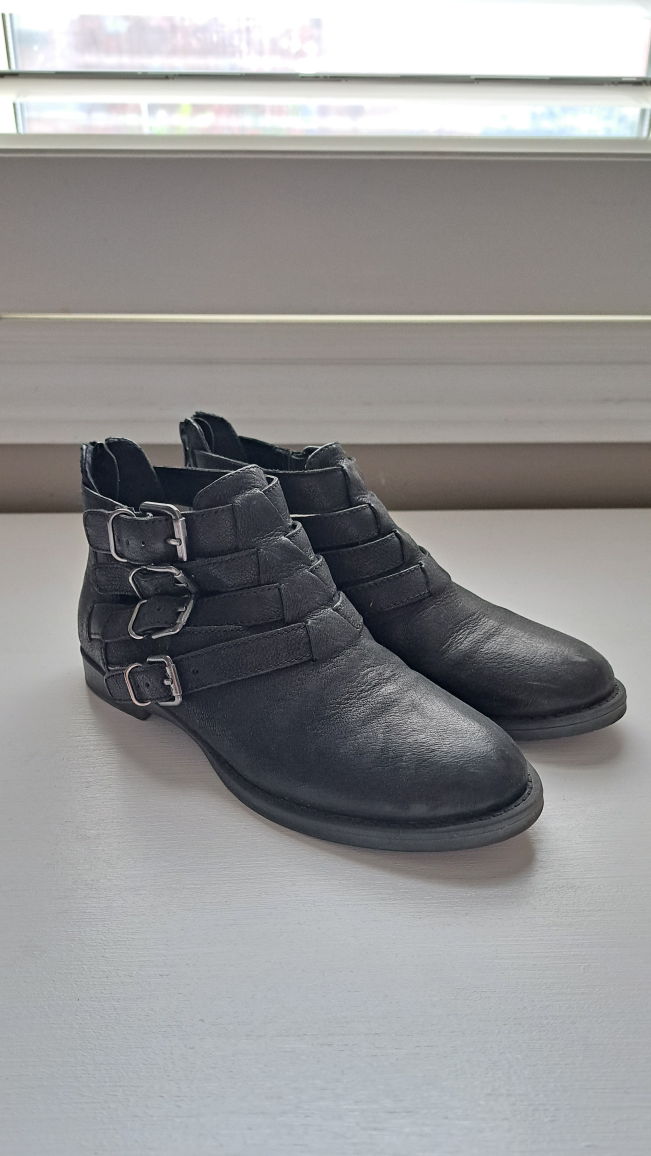 Bella Vita Black Ankle Boots Sz 5 - photo 2