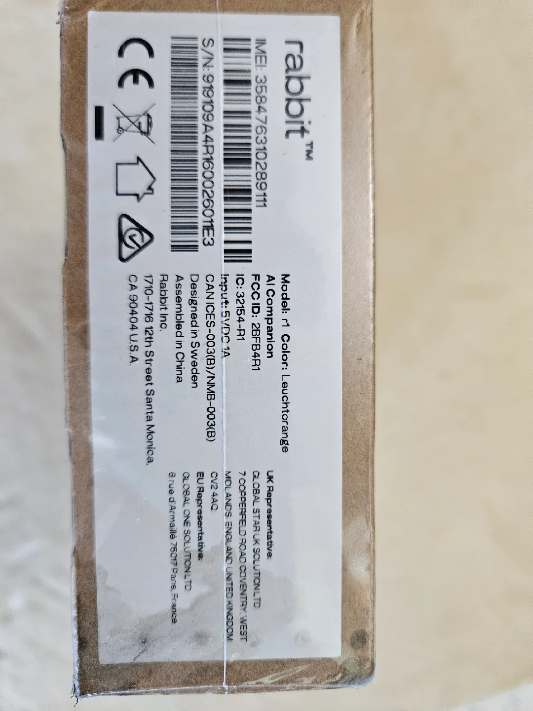 New Rabbit r1 AI Companion - Leuchtorange image indicator(5)