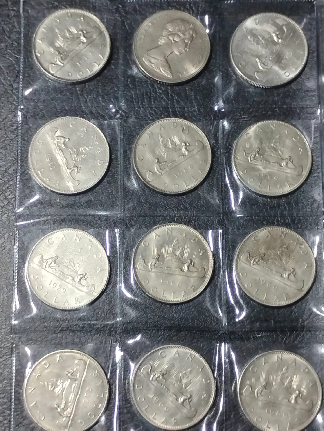 132 pieces Vintage coin collection
