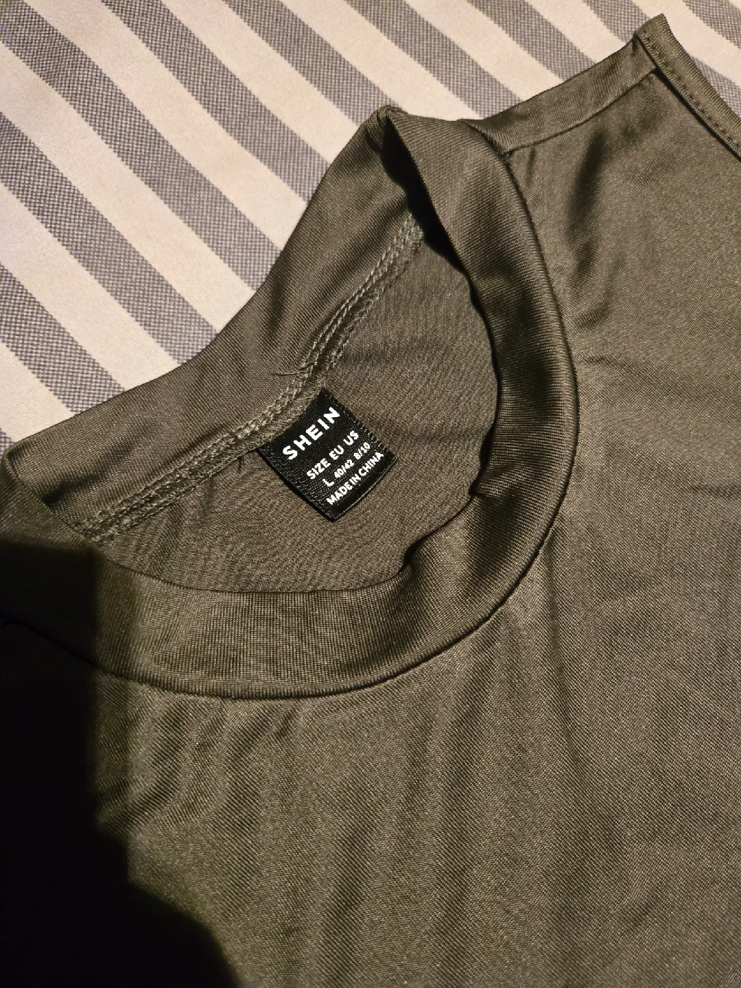 Shein Olive Green Tank Top - Size L image indicator(3)