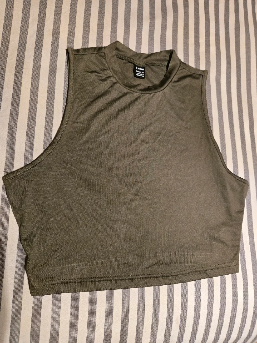 Shein Olive Green Tank Top - Size L image indicator(6)