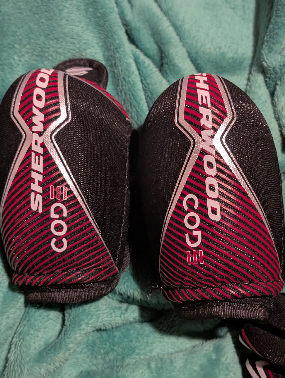 Sherwood Code YTH/MM Elbow Pads