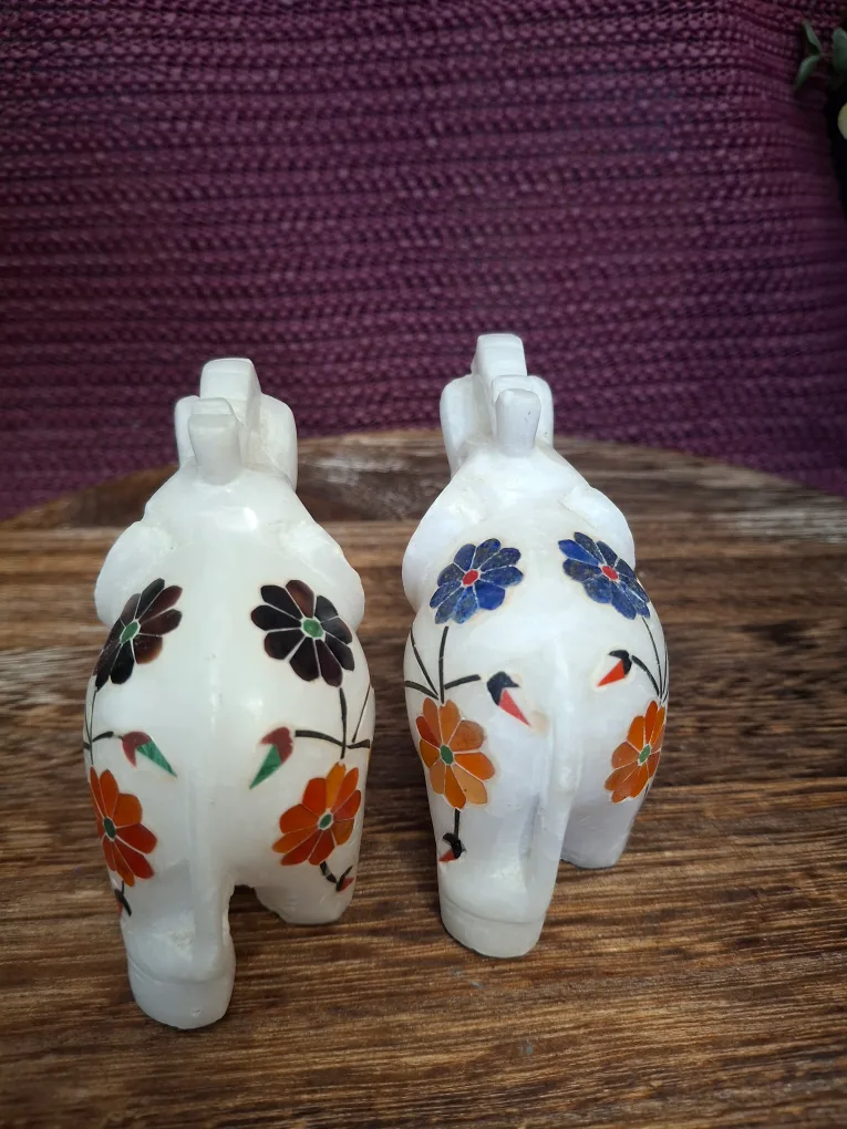 Pair of White Marble Elephant Figurines image indicator(5)