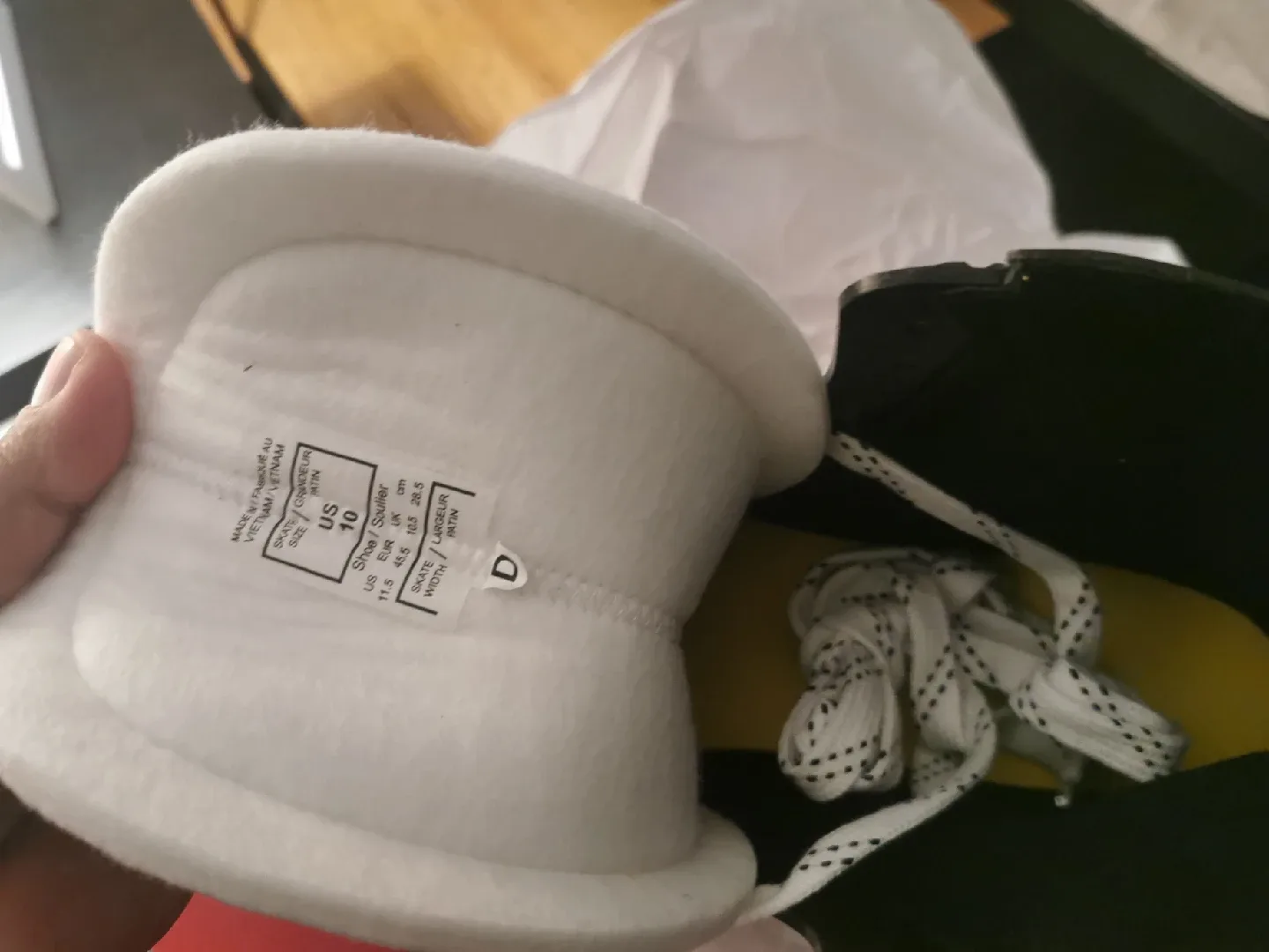 CCM Tacks 9350 Ice Hockey Skates - Size 10 image indicator(2)