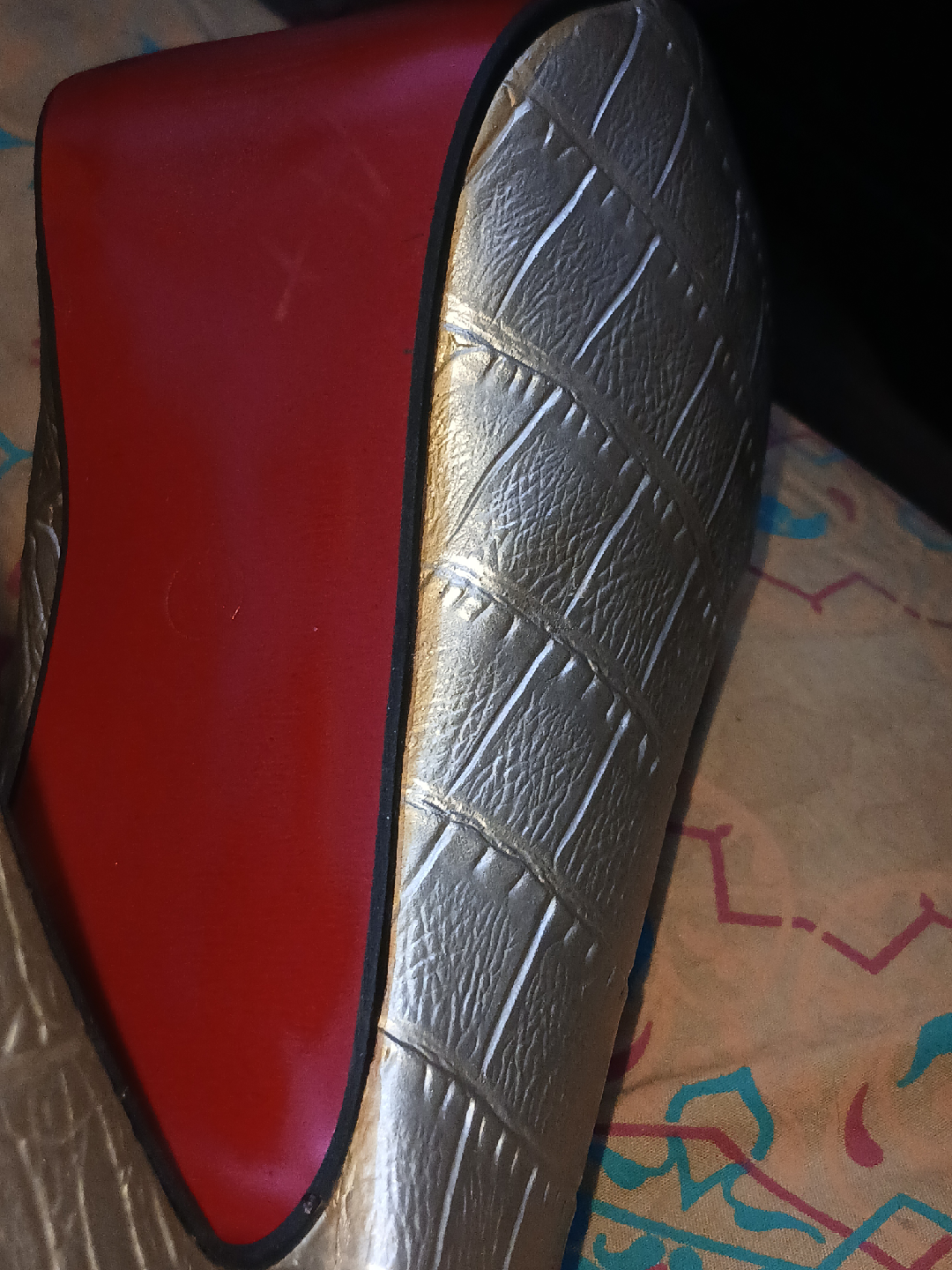 Yves Saint Laurent YSL Gold Heels Size 8.5 - photo 5