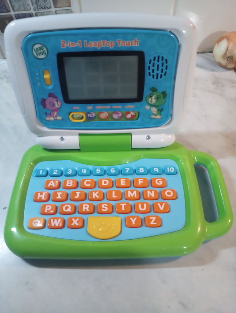 LeapFrog 2-in-1 LeapTop Touch