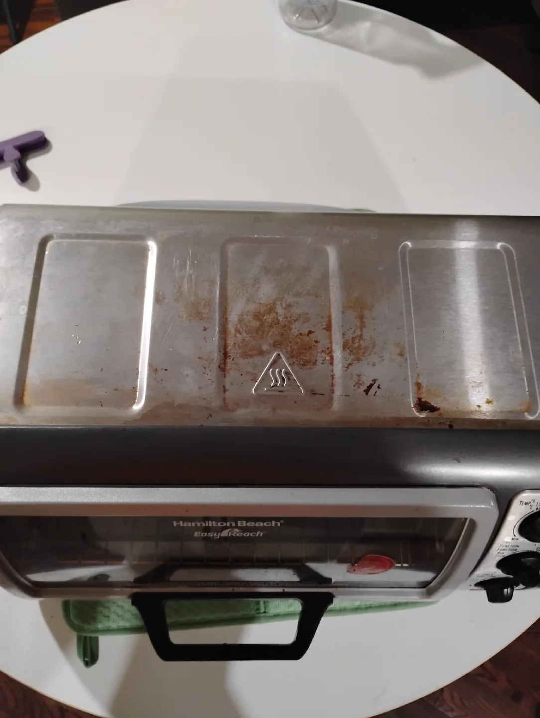 Hamilton Beach Easy Reach Toaster Oven image indicator(3)