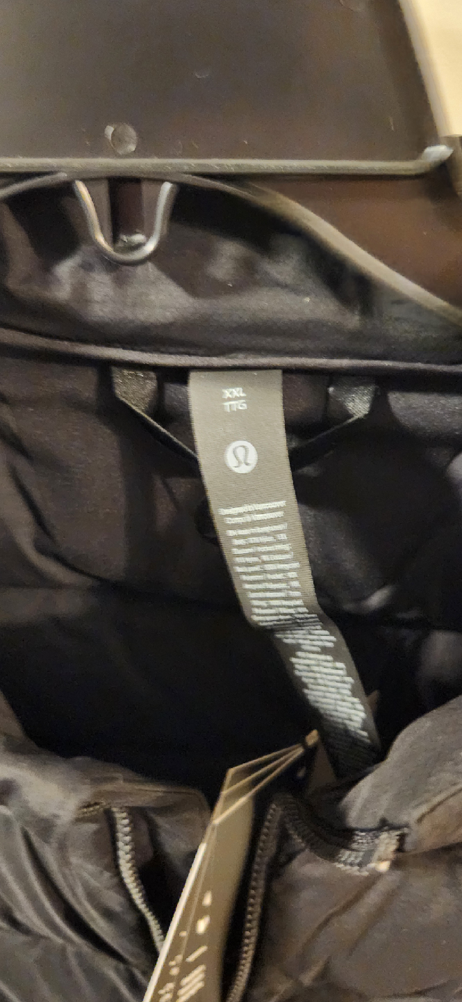 2 Brand New Lululemon Vest Size Medium & XXL - photo 2
