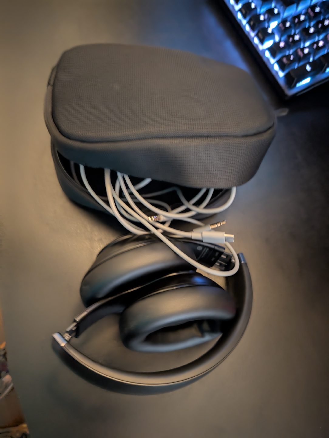 Beats Studio Pro - Black