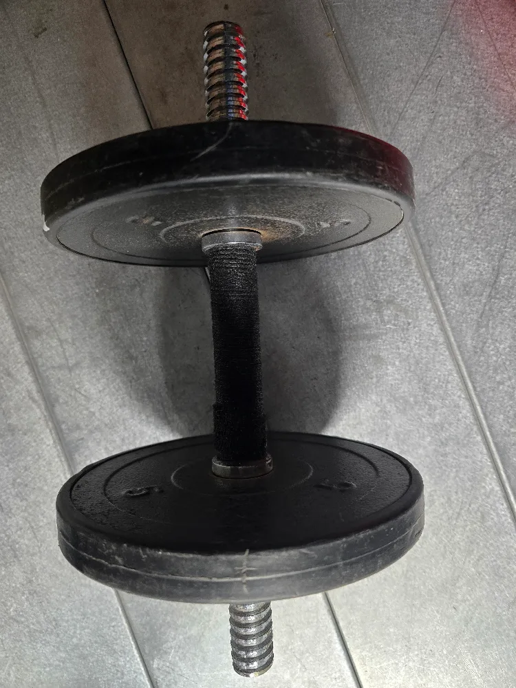 5 lb Dumbbell image indicator(2)