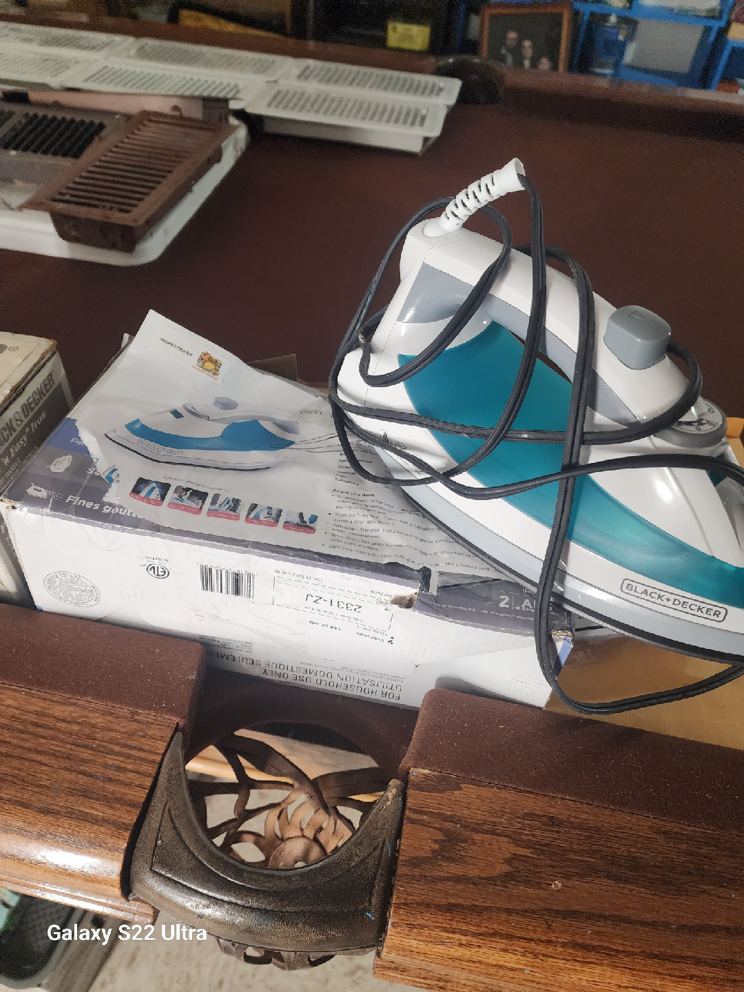 2 as new irons and small iron board. - photo 5
