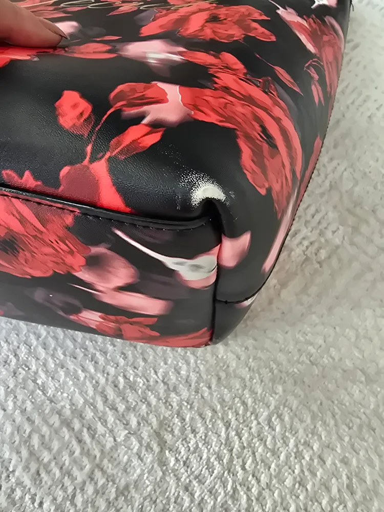 New. bag. Victoria secret image indicator(4)