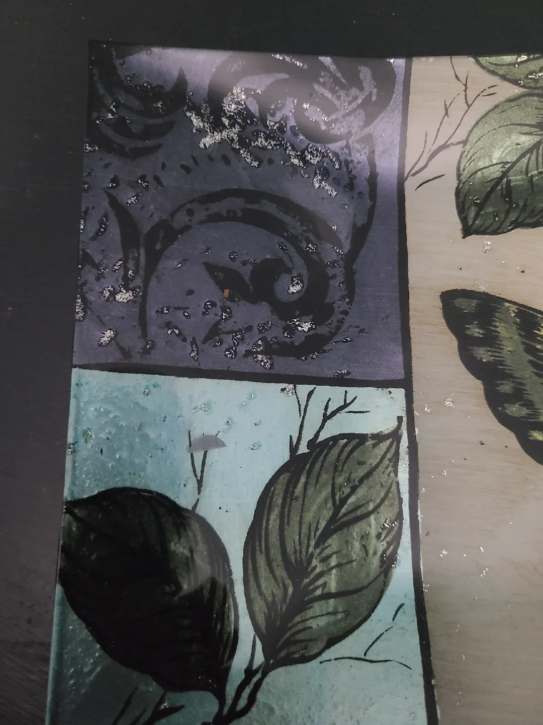 Decorative Butterfly & Floral Glass Tray image indicator(4)