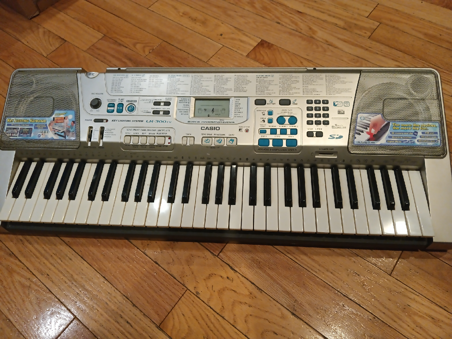 Casio LK-300TV Key Lighting Keyboard