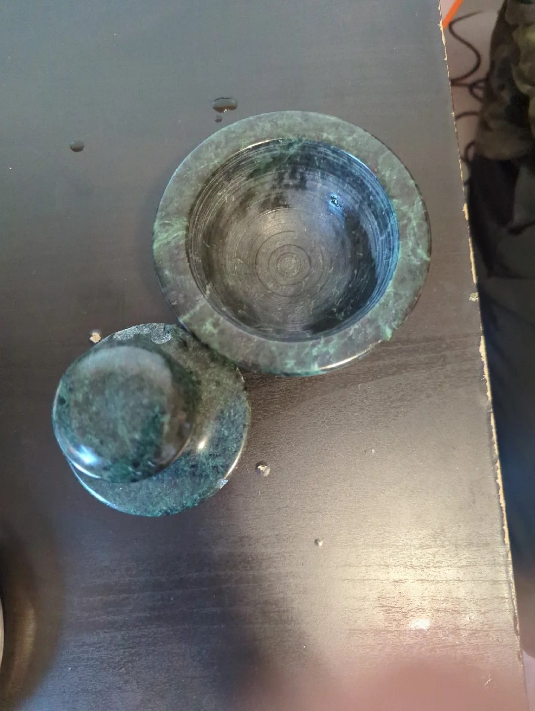 Green Marble Mortar and Pestle Set image indicator(2)