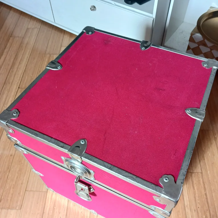 Large Red Rhino Storage Trunk – Heavy-Duty Cube | Made in USA image indicator(3)