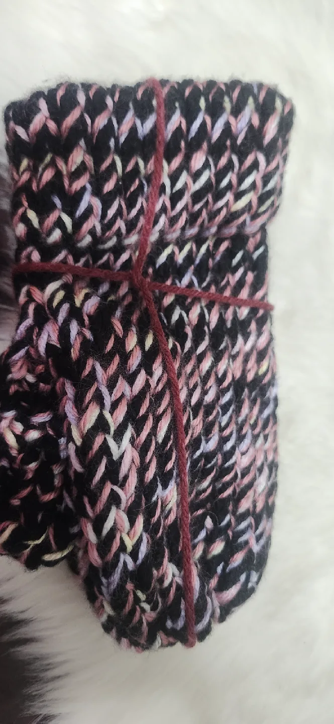 Handmade Knitted Mittens - Black/Pink*NEW* image indicator(3)