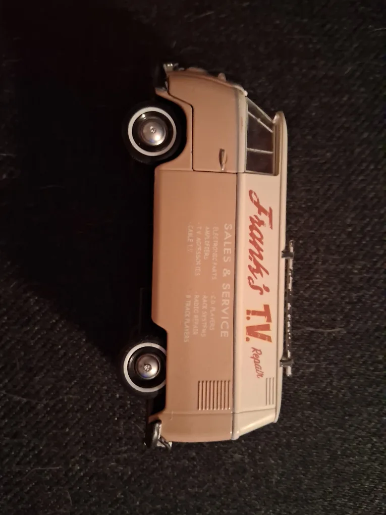 Vintage T.V. Repair Van image indicator(4)